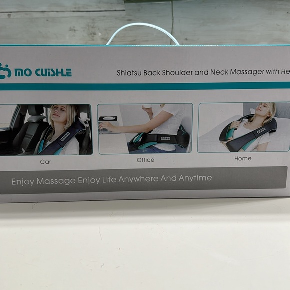 Mo chishle shiatsu back shoulder and neck massager with heat - Picture 4 of 5